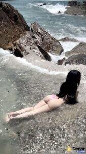 gái xinh mông to tông màu nổi bật