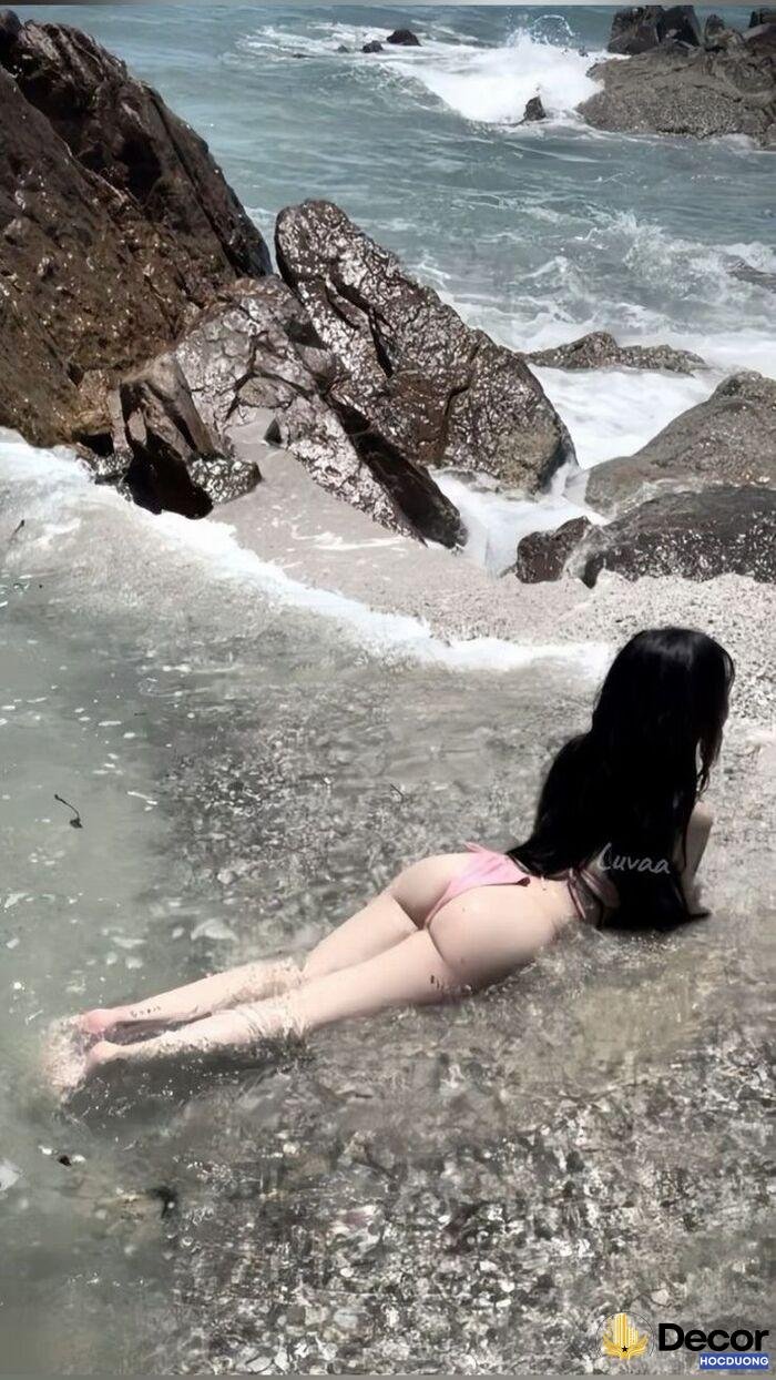 gái xinh mông to tông màu nổi bật