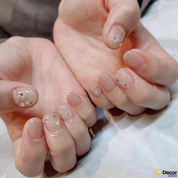 nail loang tinh tế