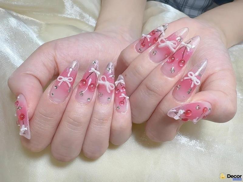 nail màu thạch hồng hiện đại