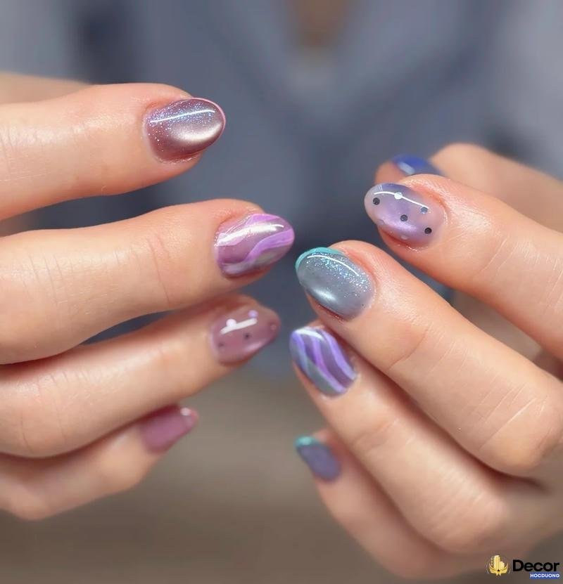 nail màu tím hiện đại