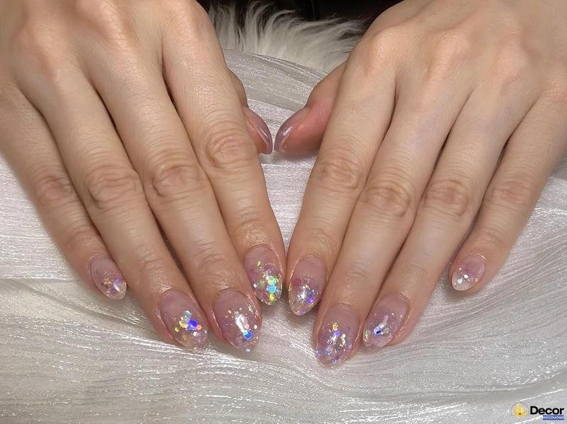 nail màu tím sáng tạo