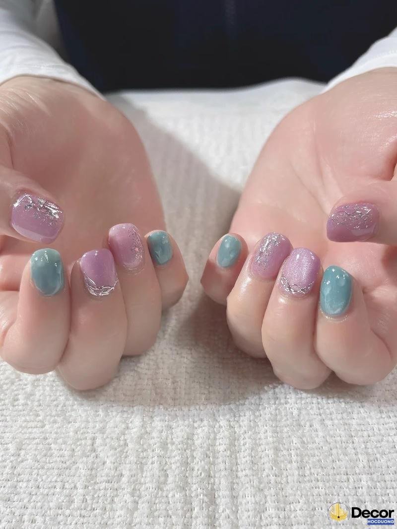nail màu tím sang trọng