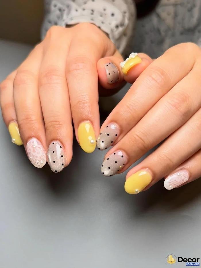 nail màu vàng thời thượng