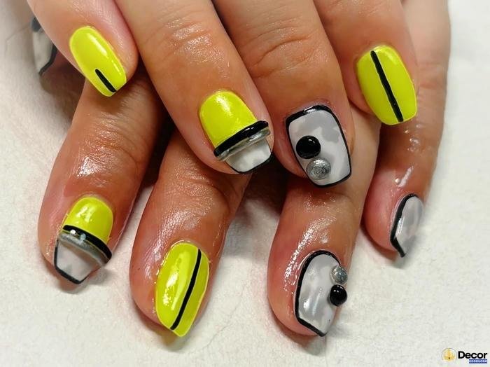 nail màu vàng tinh tế