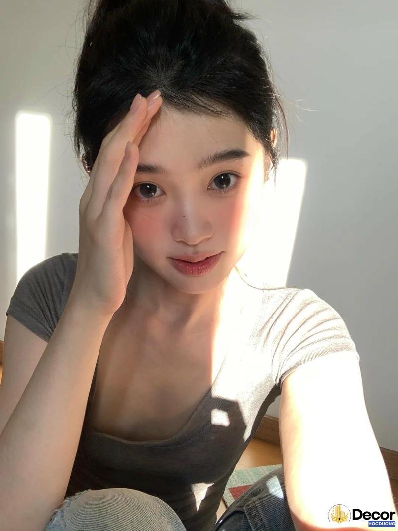 Bộ ảnh gái xinh 2k5 cuốn hút