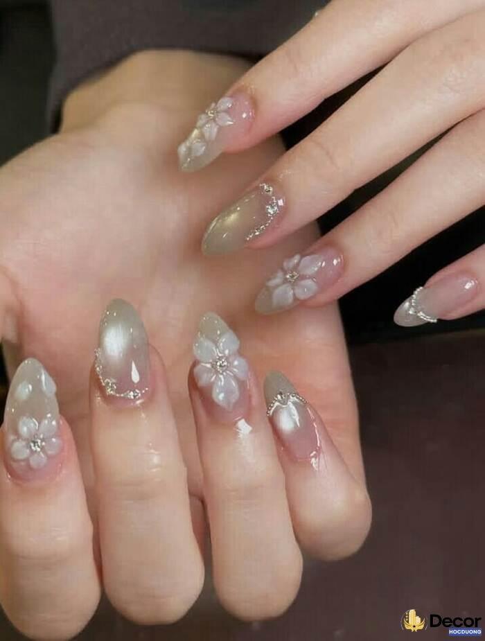 ảnh nail nhũ trendding ngầu