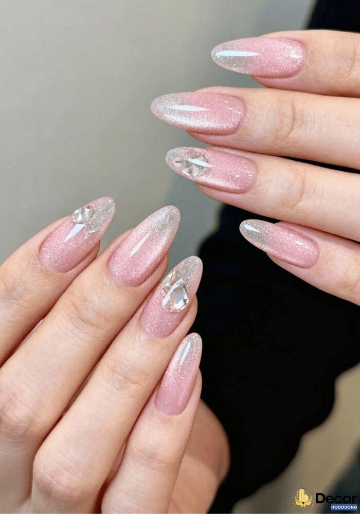 ảnh nail nhũ trendding siêu đẹp