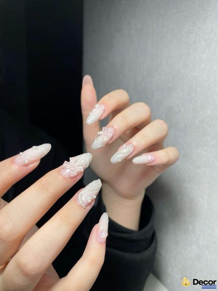 ảnh nail trắng cực hot