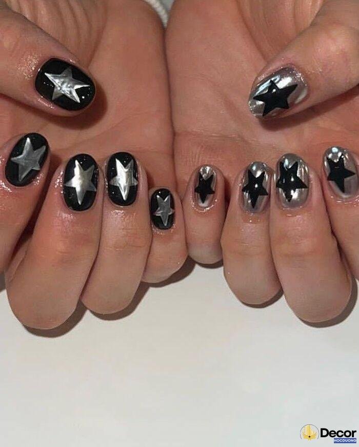 ảnh nail tráng gương bạc đẹp ngầu