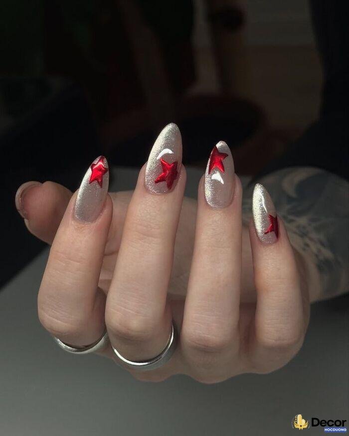 ảnh nail tráng gương bạc trending hot