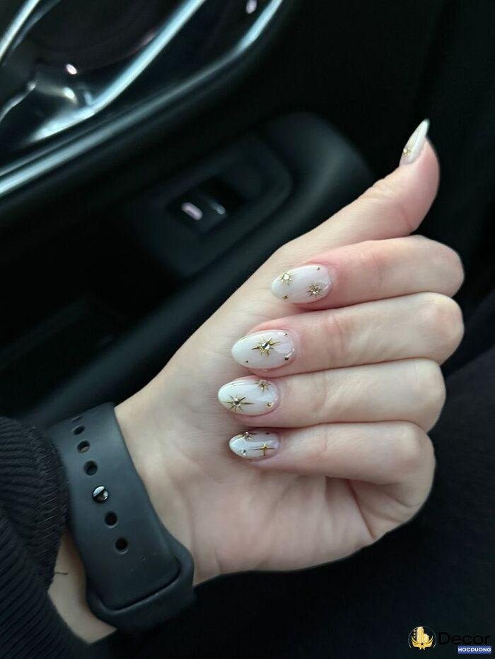 ảnh nail trắng hot