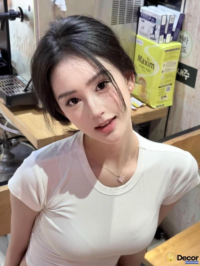 gái xinh 2k3 tóc dài