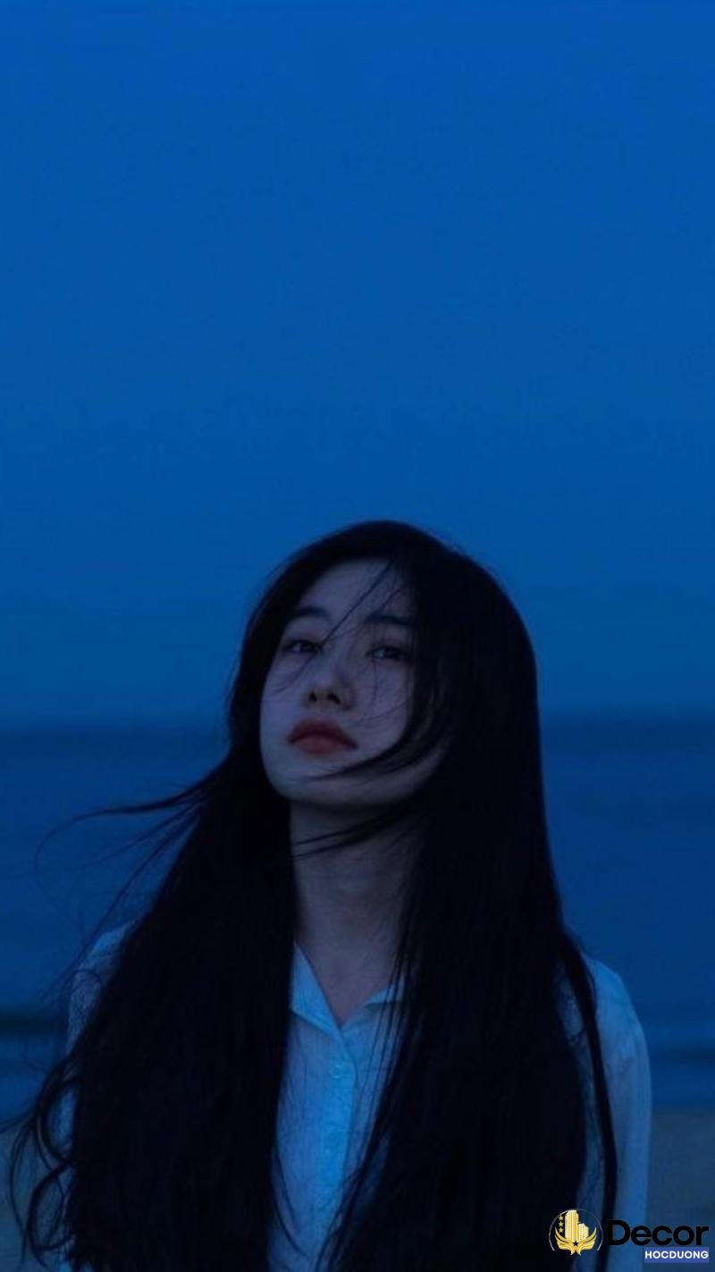 gái xinh buồn nghệ thuật