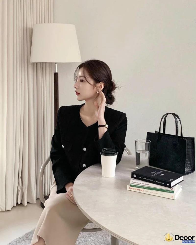 gái xinh mlem hiện đại