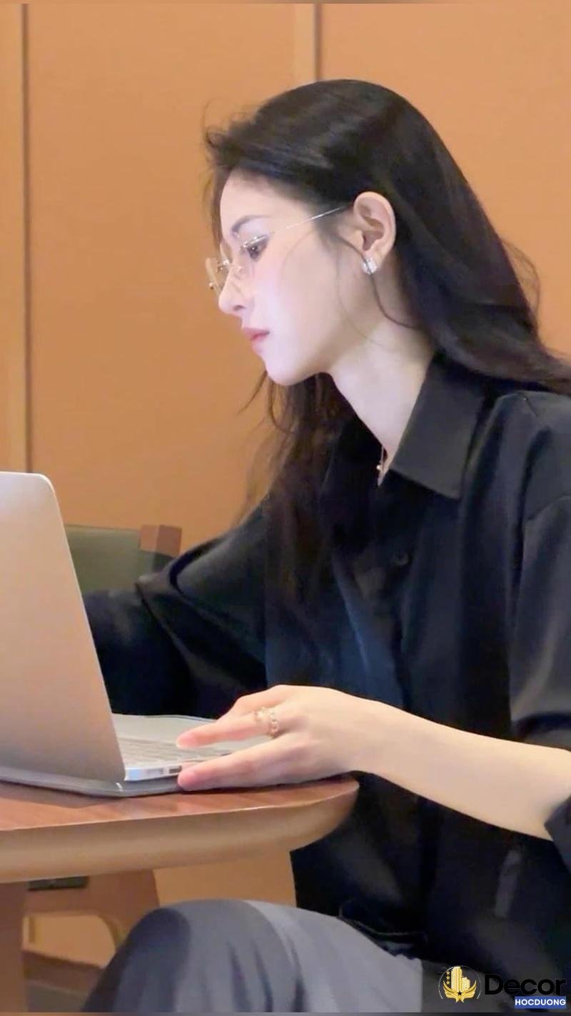 gái xinh mlem xinh xắn