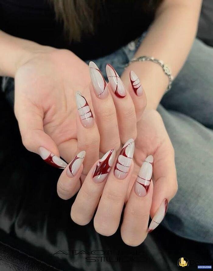 nail móng nhọn