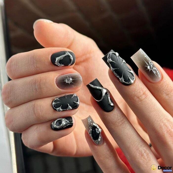 nail móng vuông đen ngầu