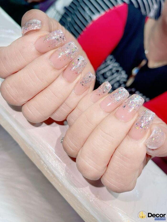 nail nhũ trendding hot