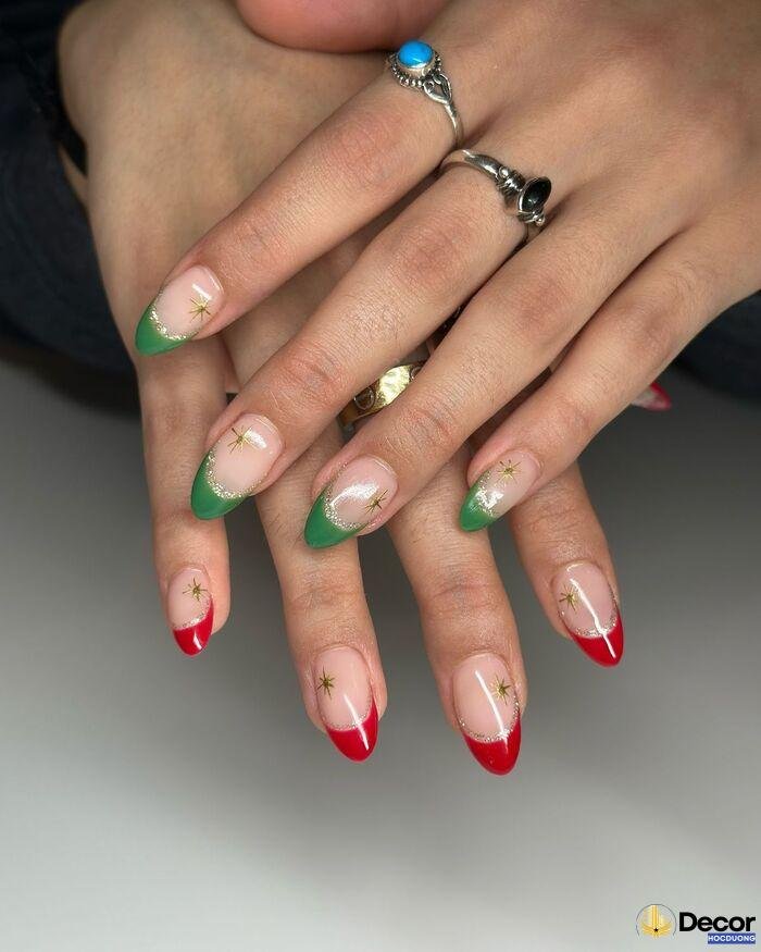 nail noel dễ thương đơn giản