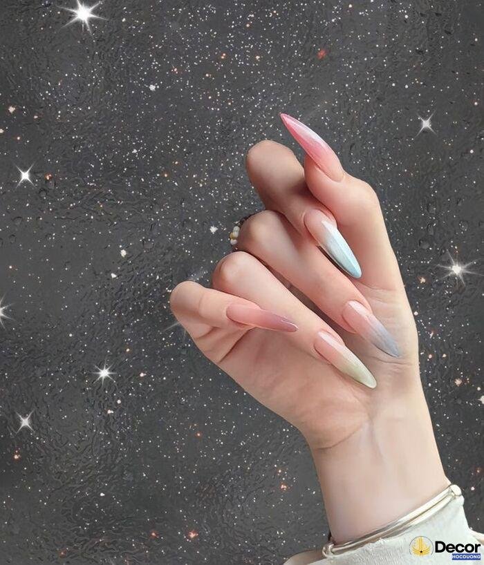 nail ombre trending