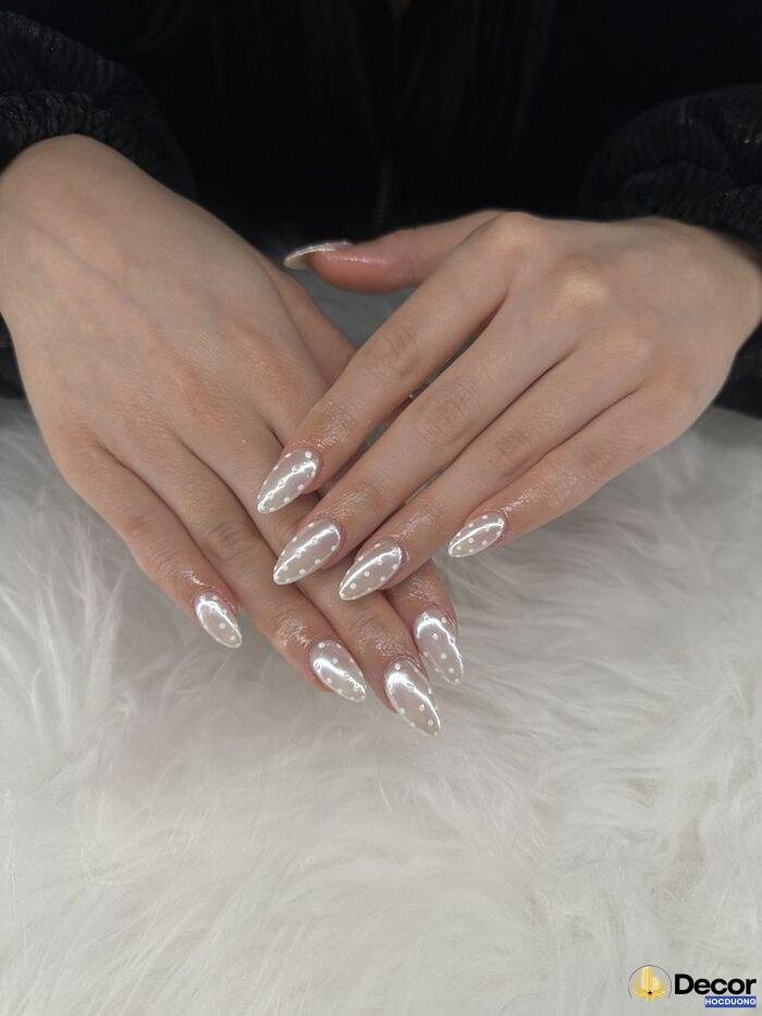 nail sang chảnh basic ngầu