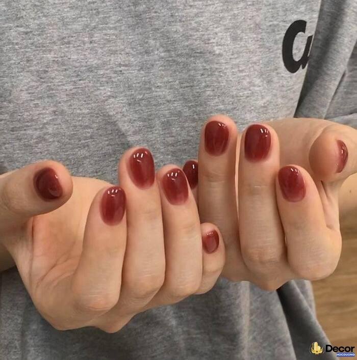 nail sơn thạch màu mận đẹp