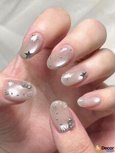 nail trắng