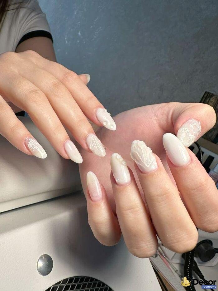 nail trắng basic đẹp
