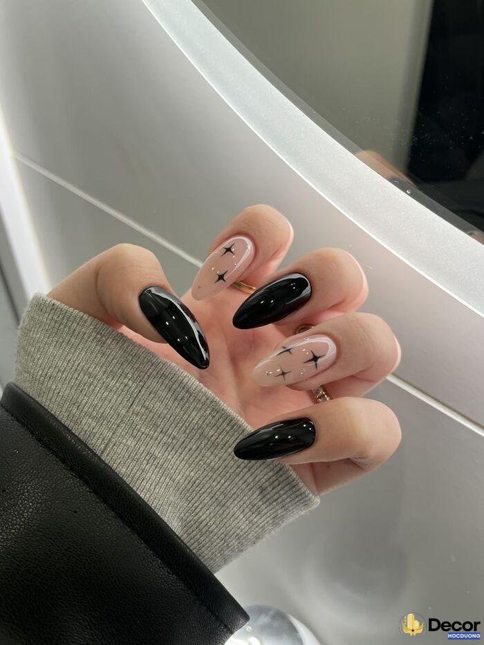 nail trắng đen cool đẹp