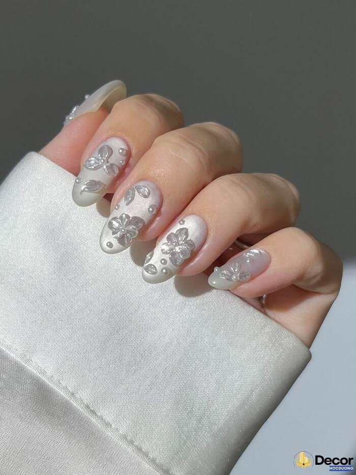 nail trắng siêu đẹp