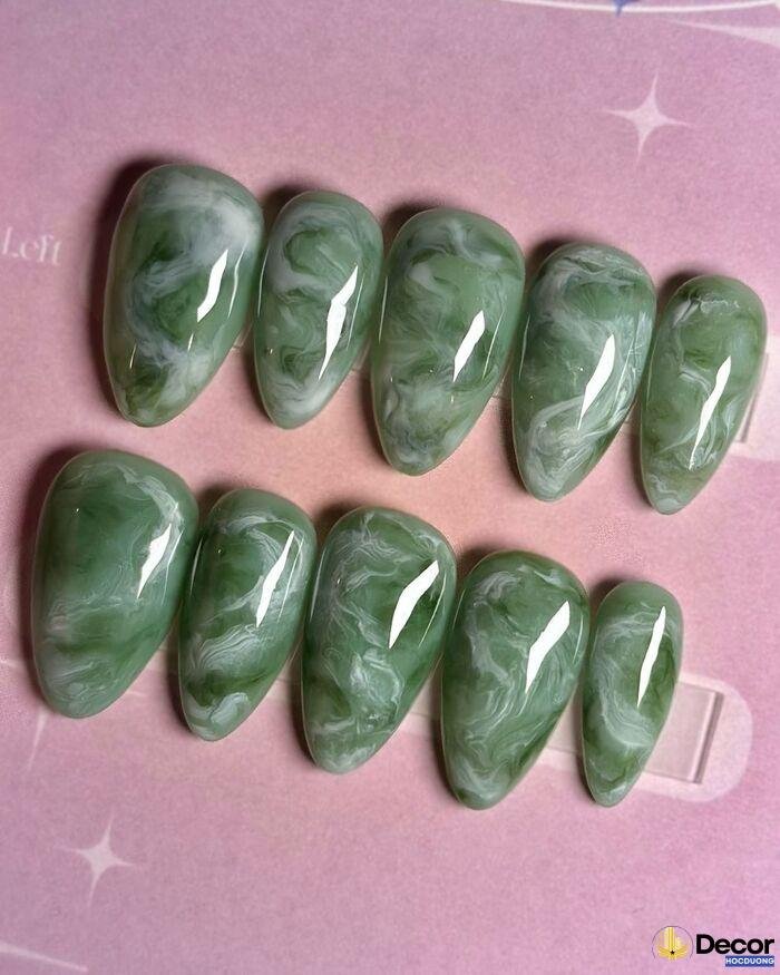 nail xà cừ màu xanh