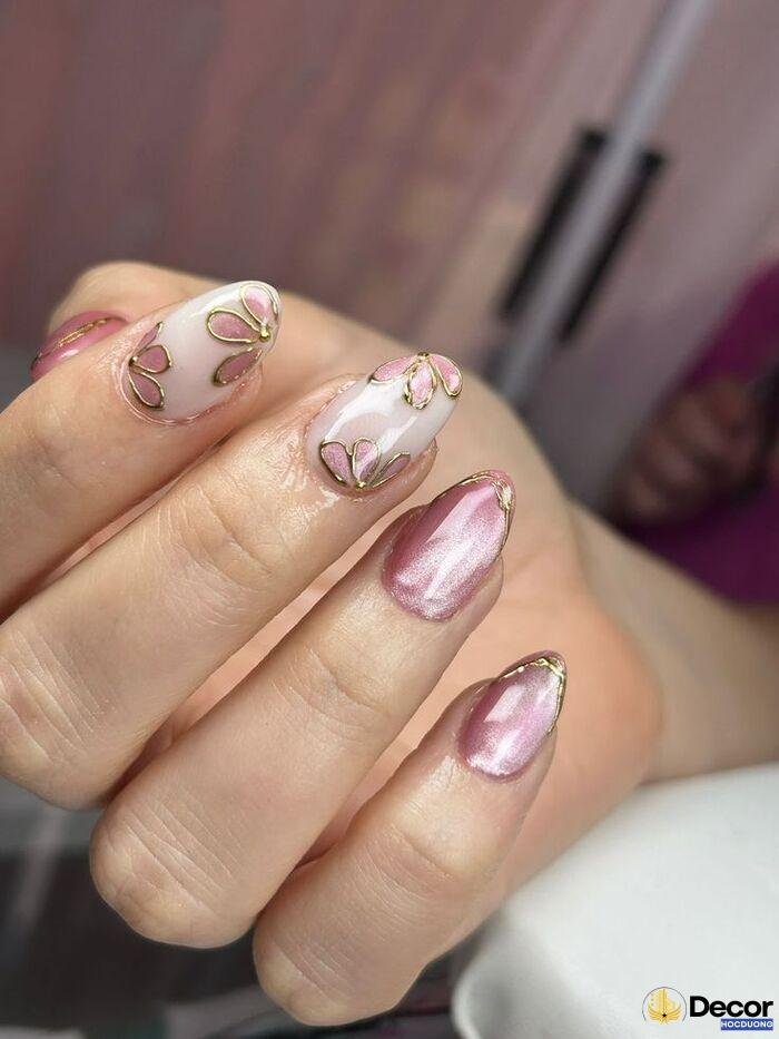 nails pink