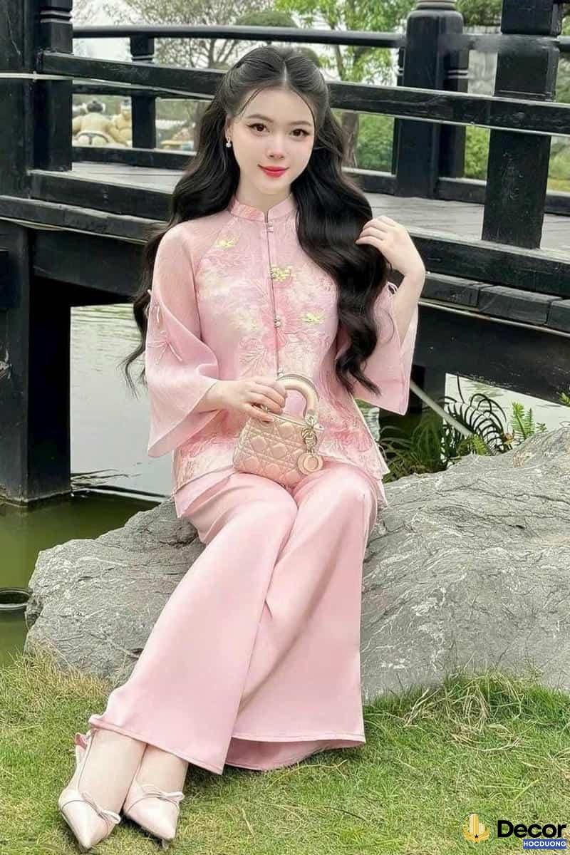 gái xinh mặc áo dài trắng