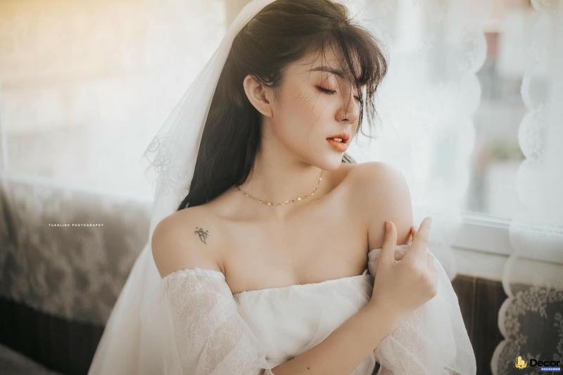 gái xinh mlem hiện đại