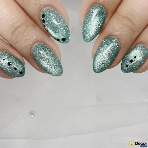nail móng nhọn đơn giản