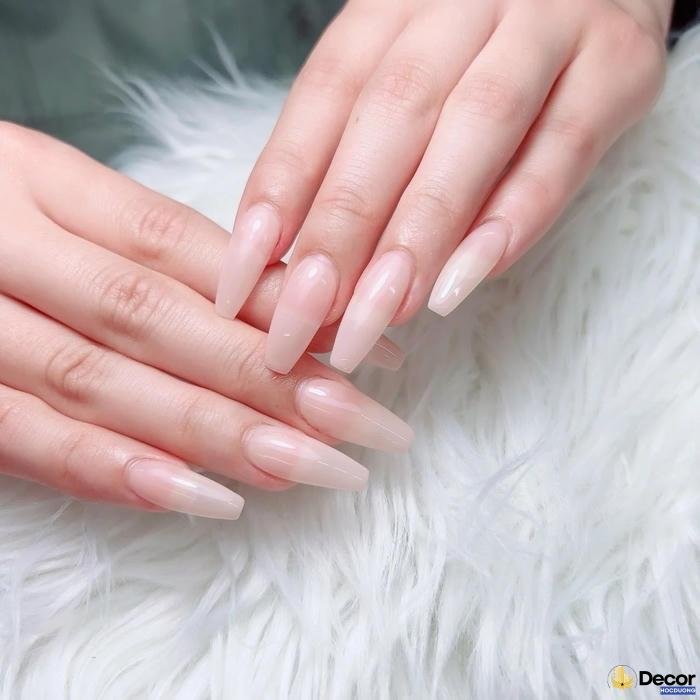 nail sơn thạch tinh tế