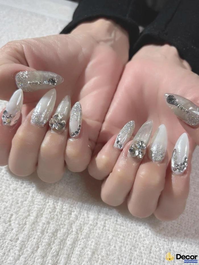 nail tráng gương bạc đẹp