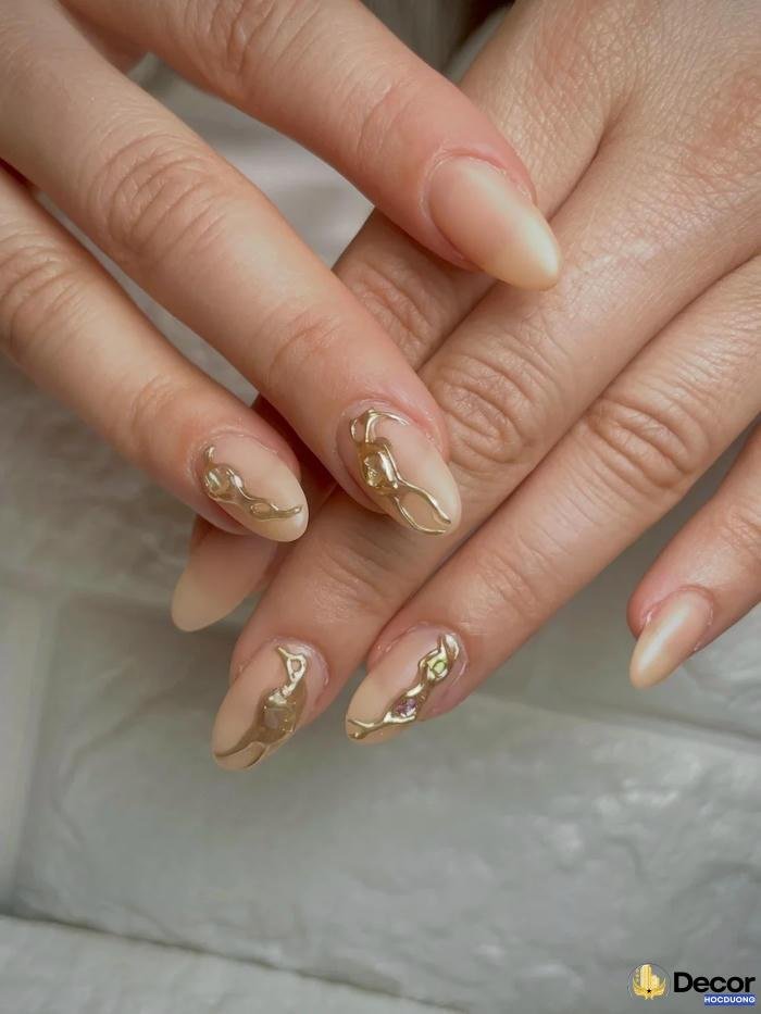 nail tráng gương cá tính