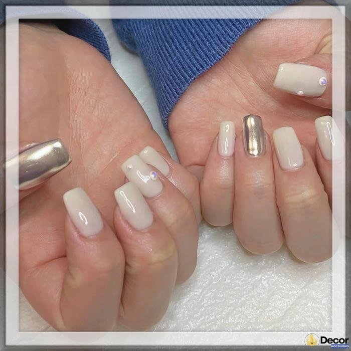 nail tráng gương dễ thương