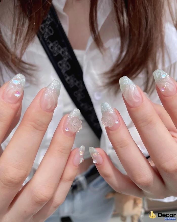 nail trong suốt đẹp mắt