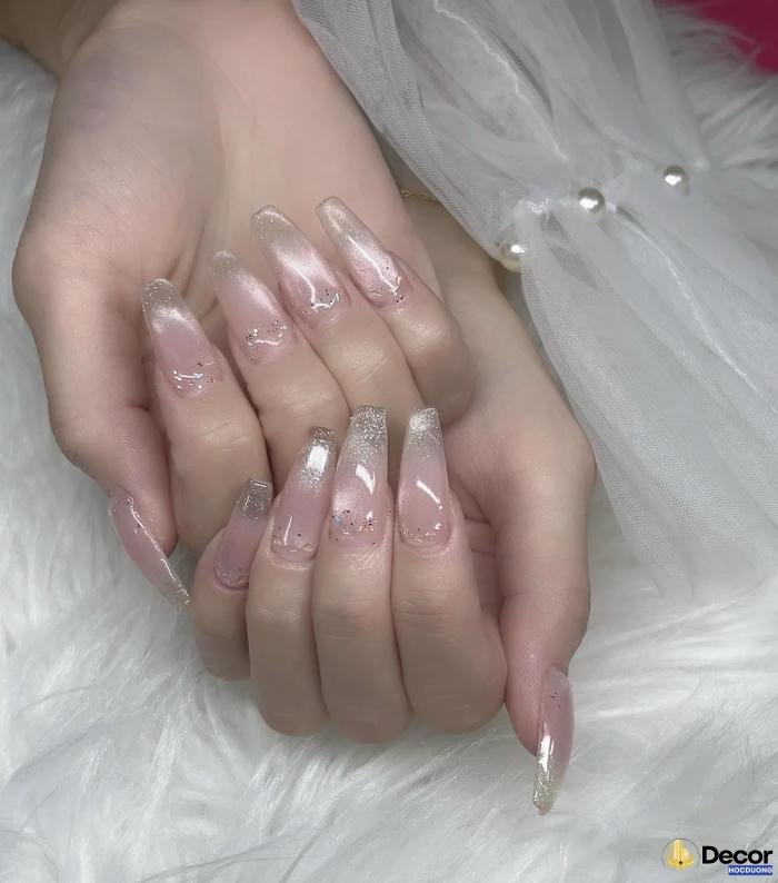 nail trong suốt đẹp