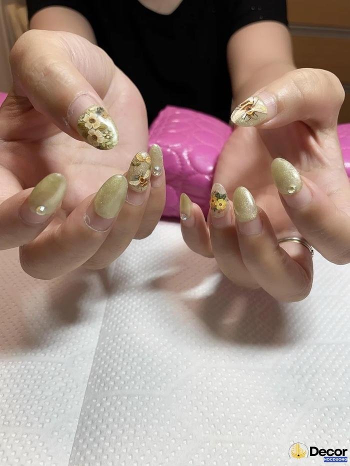 nail vân đá thanh lịch