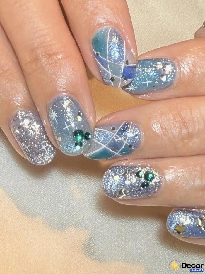 nail xanh hiện đại
