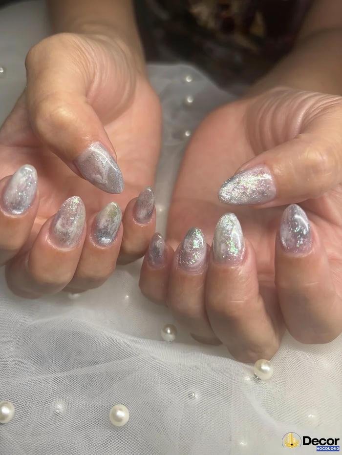 nails pastel đơn giản