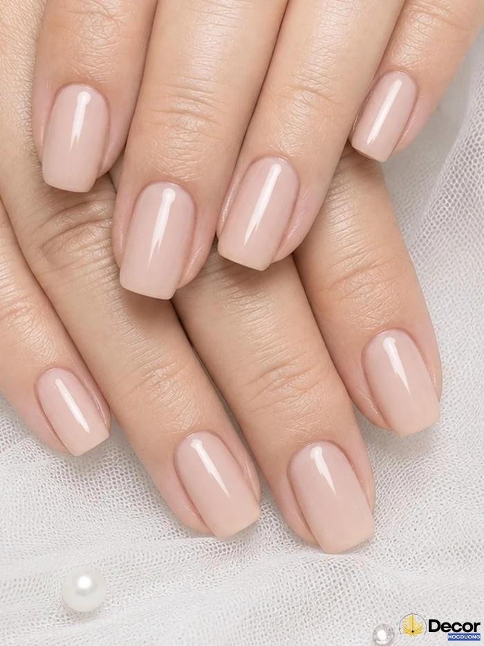 nails pink nổi bật