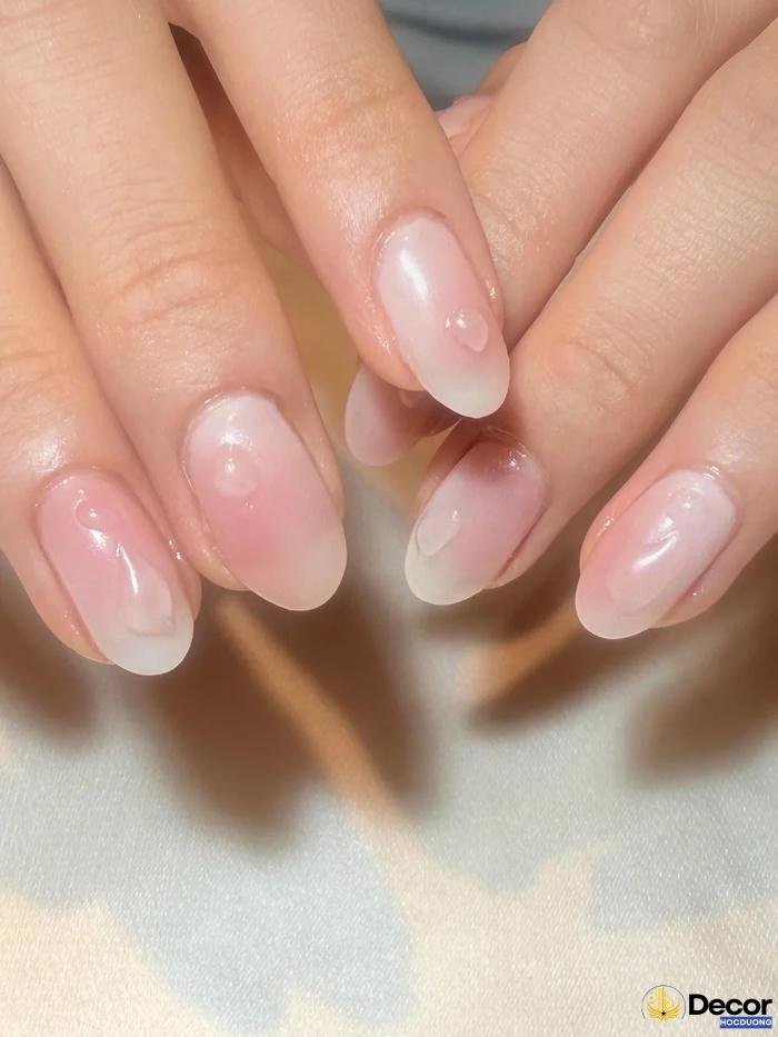 nails pink thẩm mỹ